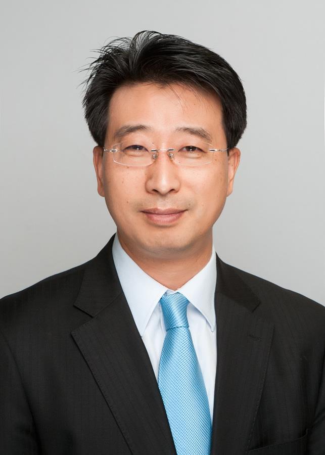 김진국